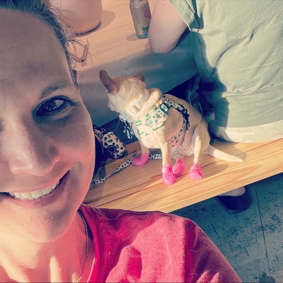 Meet your Posher, Erin - Picture 3 of 3